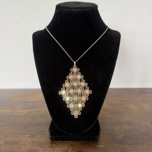 1970s Sarah Coventry Golden Petals Pendant Necklace‎ Vintage Signed Gold Tone